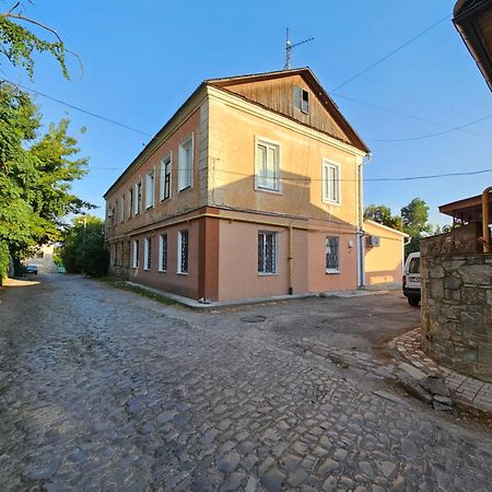 Petropavlivska Apartment Тиха Вуличка В Центрі Старого Міста 卡缅涅茨-波多利斯基 外观 照片