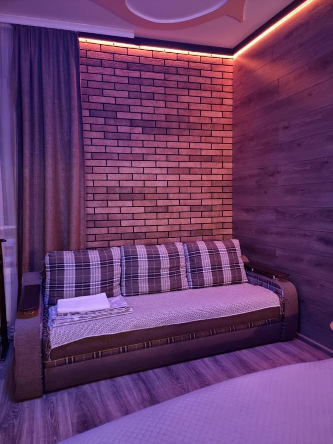 Petropavlivska Apartment Тиха Вуличка В Центрі Старого Міста 卡缅涅茨-波多利斯基 外观 照片